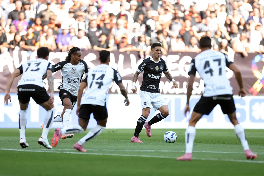 Corinthians 2 x 2 Botafogo - Empate que não resolve a vida de ninguém no Brasileirão 2 54955625226 2a20db62bc o 1024x683 1