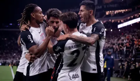Corinthians mantém chances de Libertadores após vitória no clássico