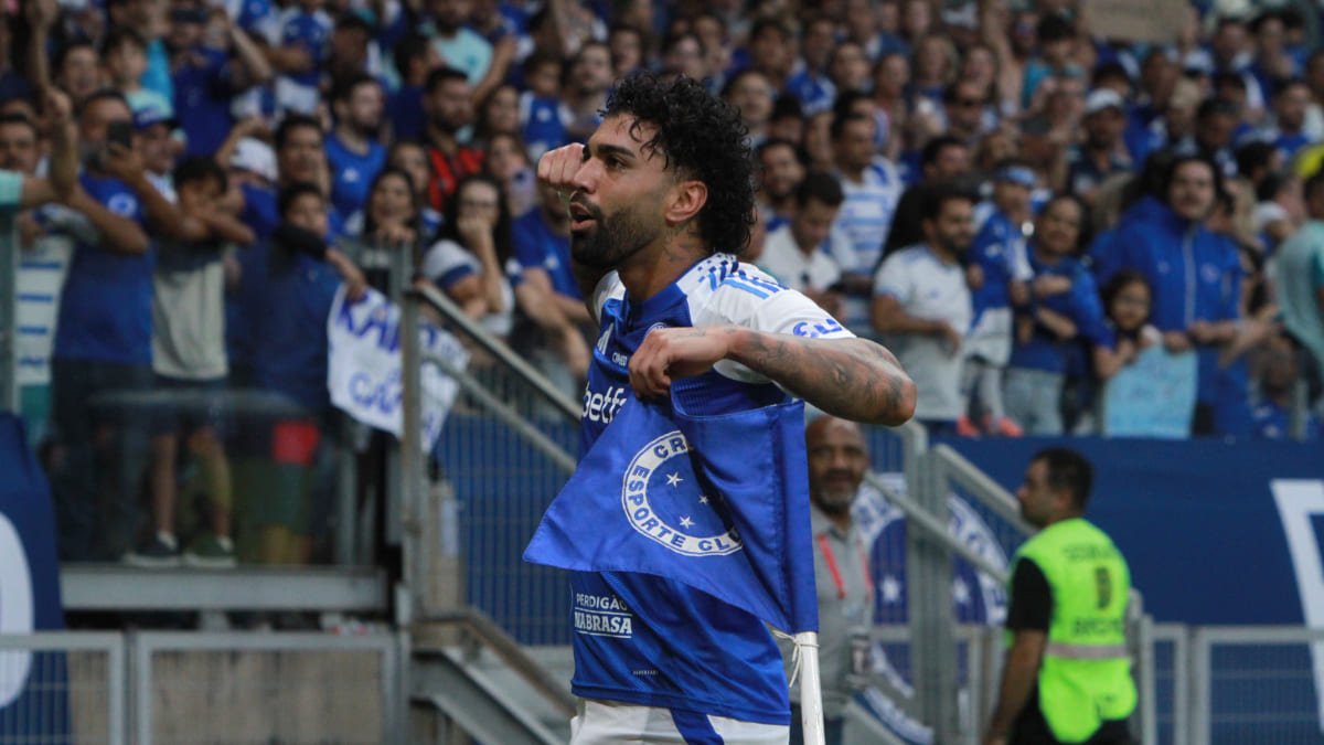Gabigol, atacante do Cruzeiro, comemora gol diante do Juventude, no Mineirão (foto: Edésio Ferreira/EM/D.A Press)