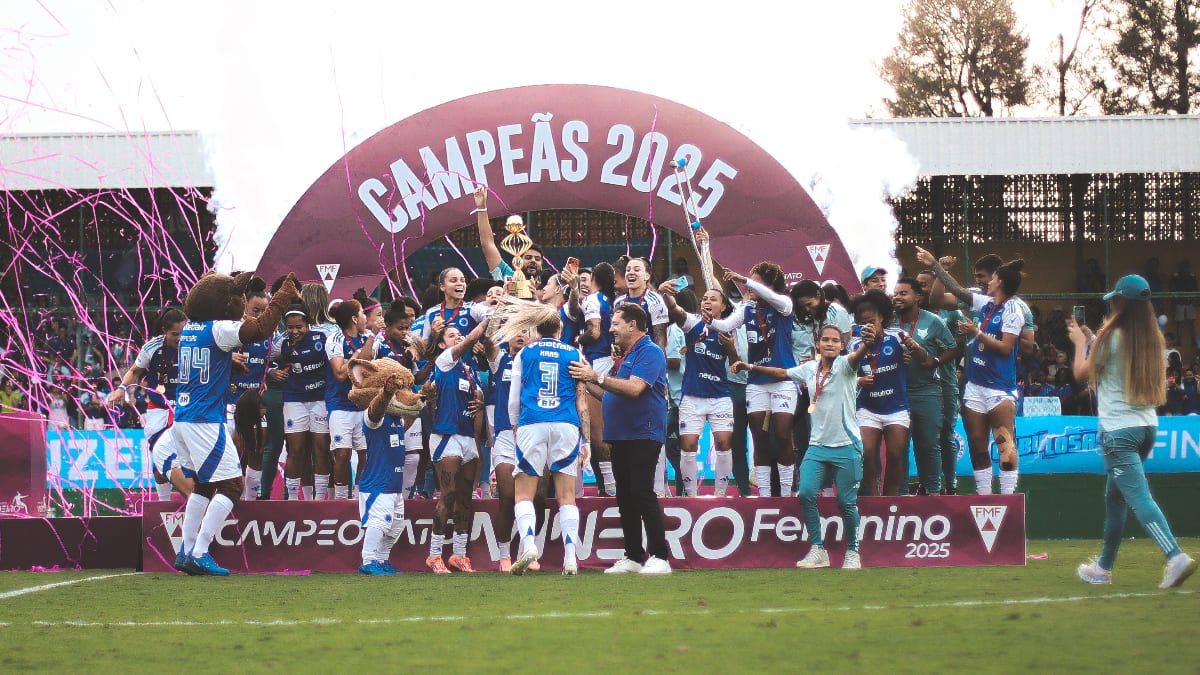 Cruzeiro se sagrou tetracampeão do Campeonato Mineiro Feminino em 2025 (foto: Gustavo Martins/Cruzeiro)