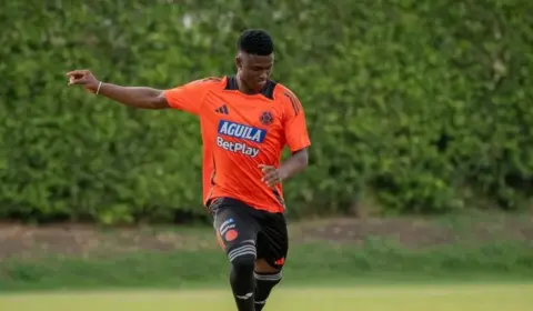 Cruzeiro tem pré-contrato com Villarreal, mas jogador some dos treinos do atual clube