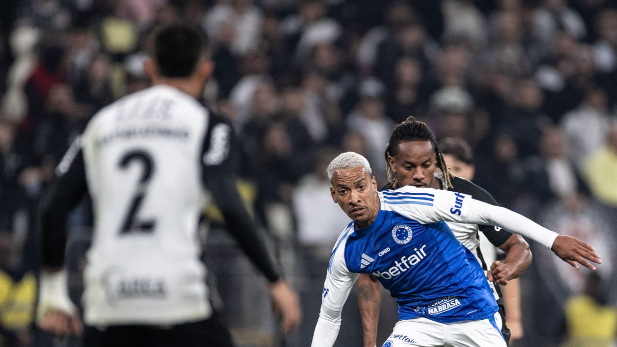 Cruzeiro e Corinthians se enfrentam pela 35ª rodada do Brasileiro neste domingo (23/11), no Mineirão (foto: Marco Galvão/Cruzeiro)