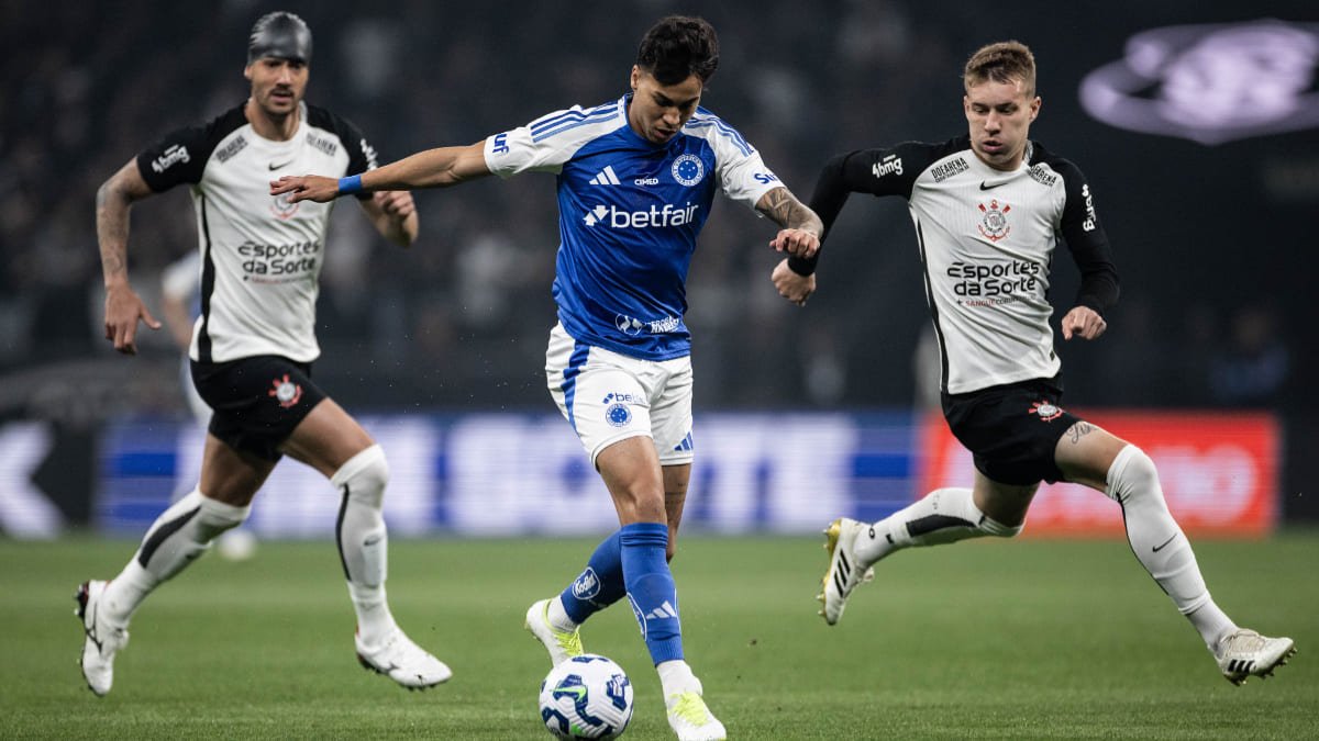 Cruzeiro e Corinthians se enfrentam pela 35ª rodada do Brasileiro neste domingo (23/11), no Mineirão (foto: Marco Galvão/Cruzeiro)