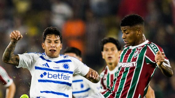 Lance de Fluminense 0 x 2 Cruzeiro, na 14ª rodada do Brasileirão (foto: Rodrigo Ferreira/Cruzeiro)