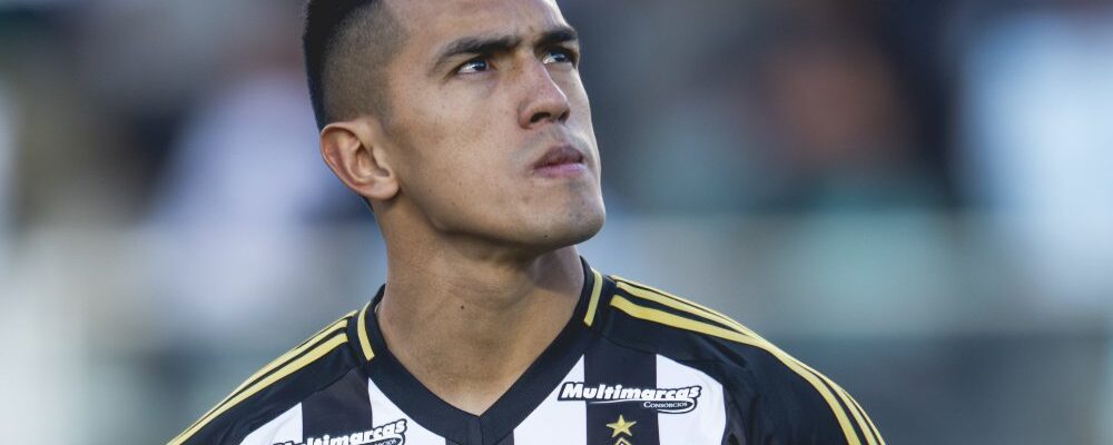 Cuello compartilha recuperação de lesão, e empolga torcedores do Atlético