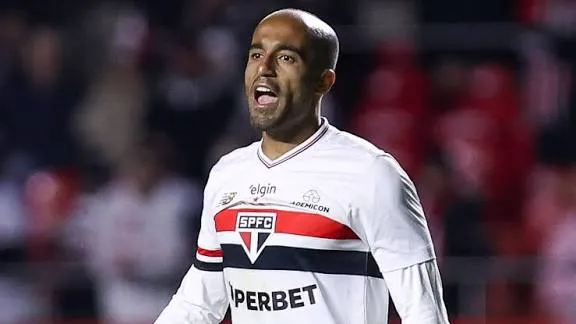 DM do São Paulo revela nova infiltração no joelho de Lucas Moura, que deve voltar em 2026