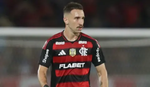 Danilo e Léo Ortiz disputam vaga no Flamengo na final da Libertadores