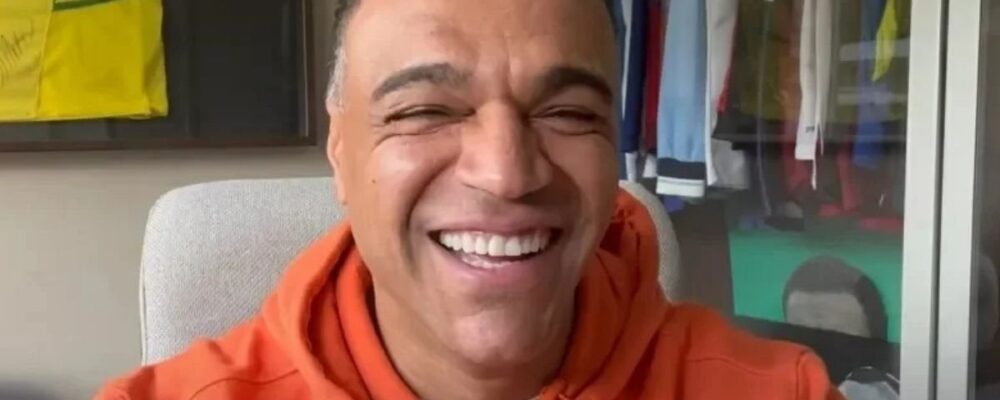 Denílson se rende ao talento de jogador do Atlético: ‘O cara do jogo’