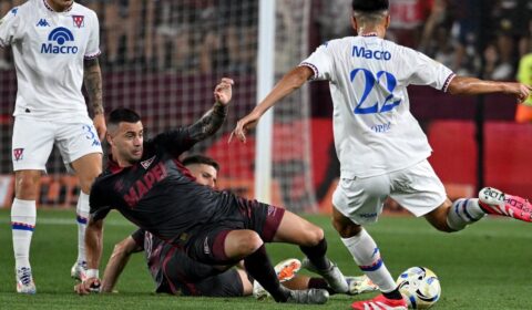 Depois de título sobre o Atlético, Lanús é eliminado no Campeonato Argentino