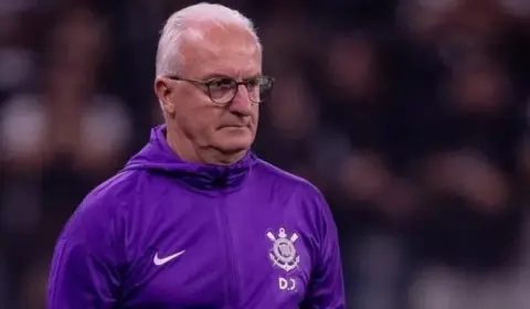 Dorival Jr. demonstra apreensão com situação do Corinthians antes da semifinal da Copa do Brasil