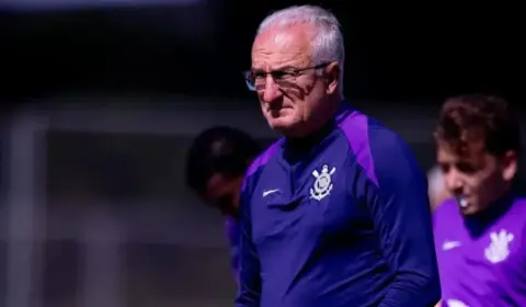 Dorival admite chance de ficar sem reforços no Corinthians em 2026