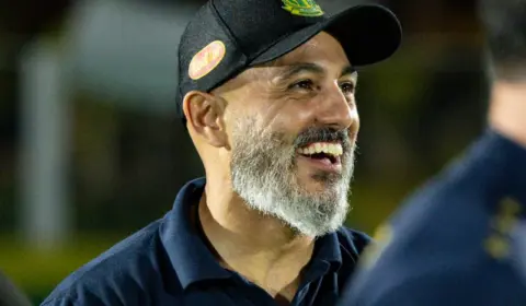 Ele fica! Mirassol renova com técnico Rafael Guanaes para temporada de 2026