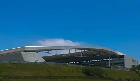 Empresário avalia possível compra do Corinthians: “Loucura”