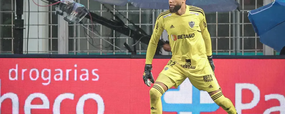 Everson valoriza resposta do Atlético-MG após vice da Sul-Americana e mantém mira no G-8