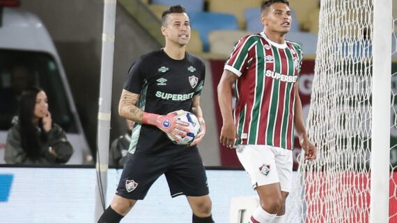 Fábio e Thiago Silva, goleiro e zagueiro do Fluminense (foto: MARCELO GONÇALVES / FLUMINENSE F.C.)
