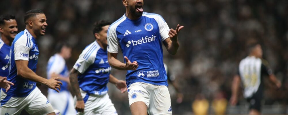 Fabrício Bruno, do Cruzeiro, é absolvido pelo SJTD