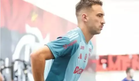 Flamengo divulga relacionados sem titular e pode poupar contra o Atlético-MG