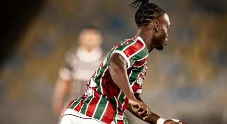 Fluminense mantém paciência com Santi Moreno e aposta em adaptação