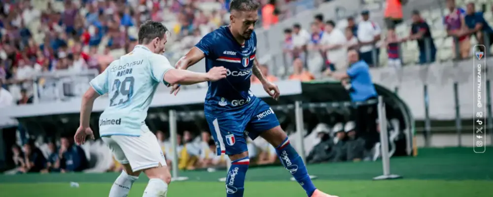 Fortaleza 2 x 2 Grêmio – Goleiros falham e são protagonistas no empate entre Tricolores