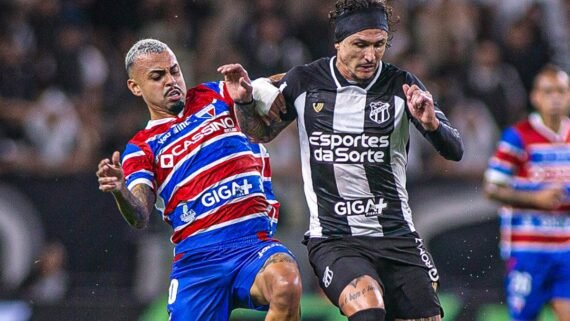 Lance do jogo entre Ceará e Fortaleza pelo Campeonato Brasileiro (foto: Felipe Santos/Ceará)