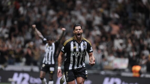 Hulk comemora gol pelo Atlético diante do Bahia na Arena MRV (foto: Alexandre Guzanshe/EM/DA.Press)
