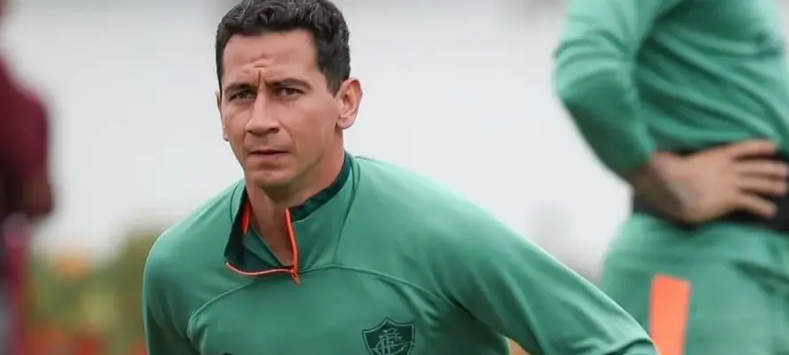 Ganso pode reforçar o Fluminense contra o Flamengo após lesão