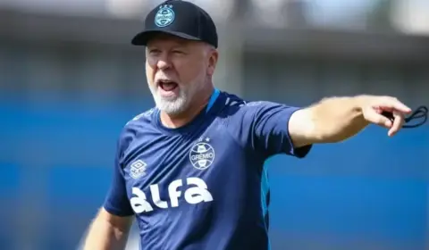 Grêmio pode ter mudanças na defesa para duelo com o Cruzeiro