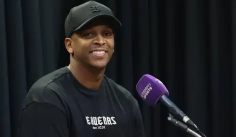 Hat-Trick? Jô é preso no Rio por nova dívida de pensão alimentícia