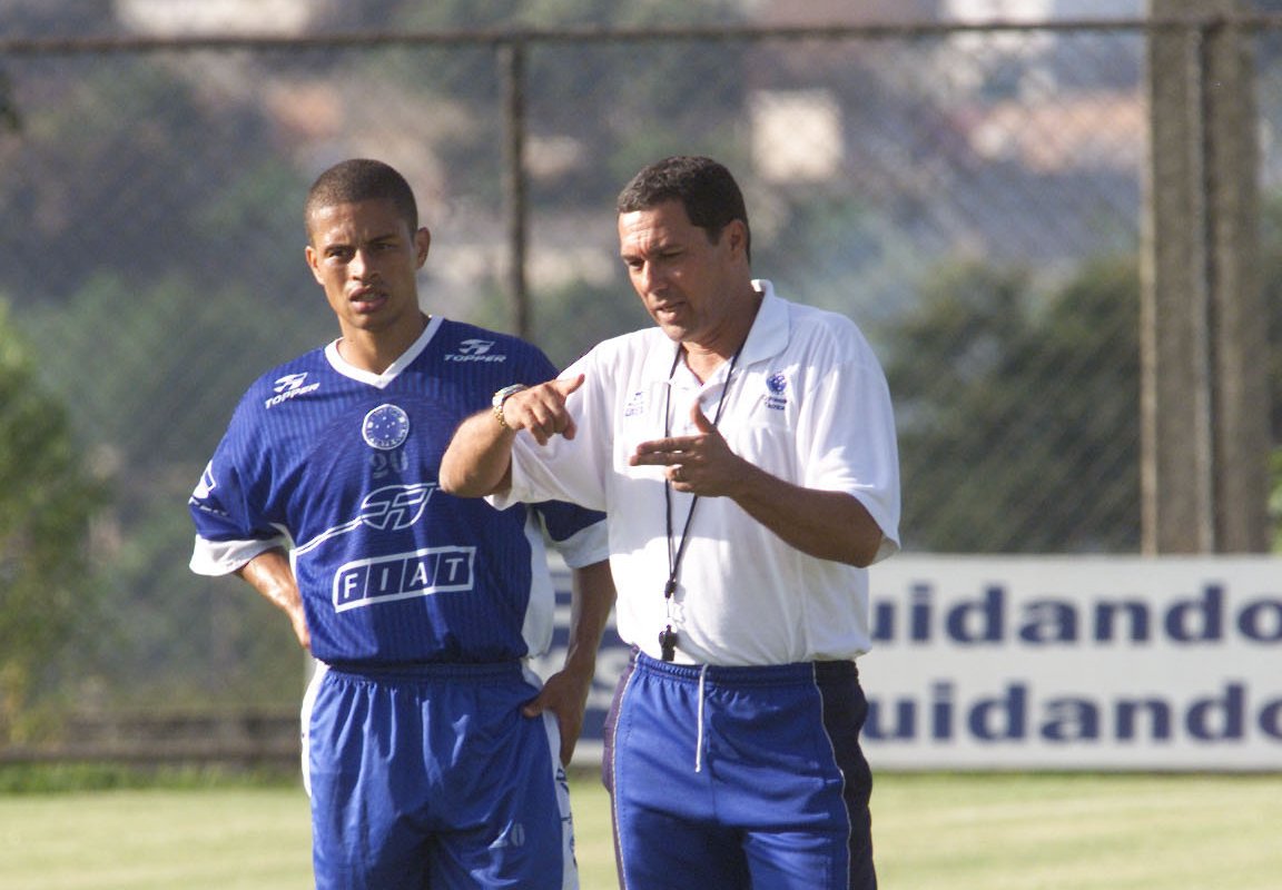 Alex e Vanderlei Luxemburgo (foto: Jorge Gontijo/EM/DA Press)