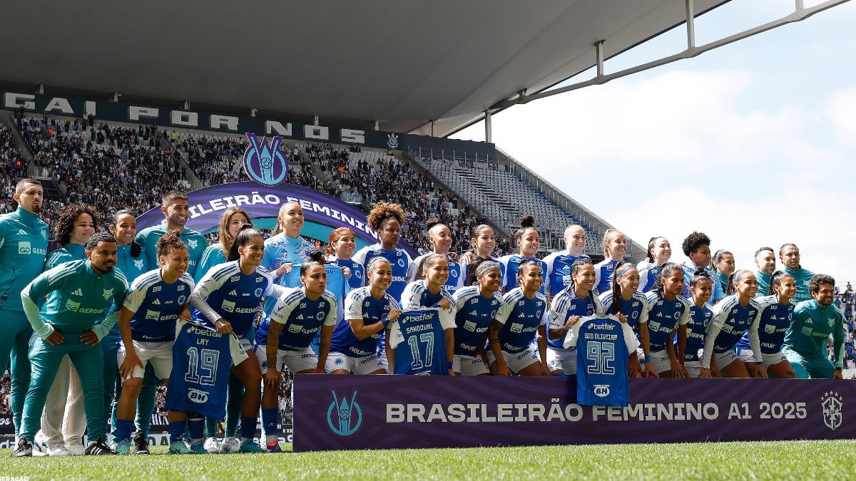 Time do Cruzeiro vice-campeão do Brasileiro Feminino de 2025 (foto: Rafael Ribeiro/CBF)