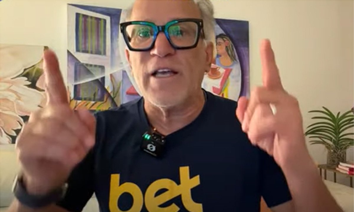 Jaeci Carvalho, colunista do Estado de Minas (foto: Reprodução/YouTube)