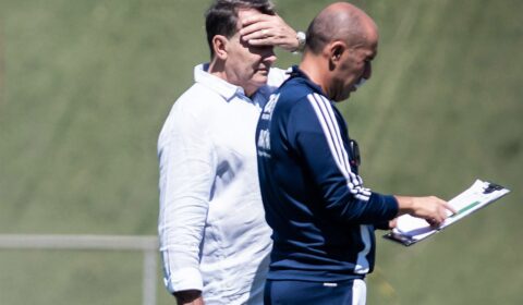 Jornalista elege quem deve assumir ‘a chave do departamento de futebol’ do Cruzeiro