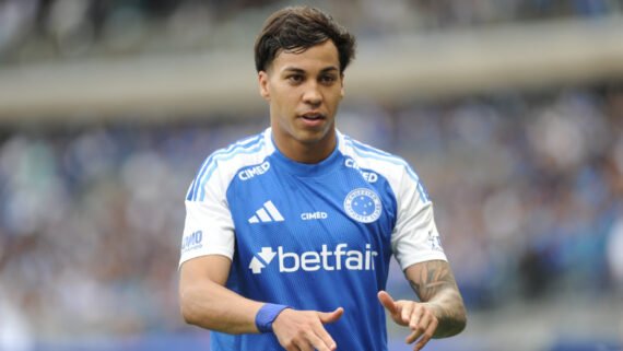 Kaio Jorge faz o segundo gol do Cruzeiro no duelo com o Vitória (foto: Alexandre Guzanshe/EM/D.A Press)