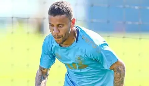 Marcos Rocha deve aumentar as opções do Grêmio contra o Vasco
