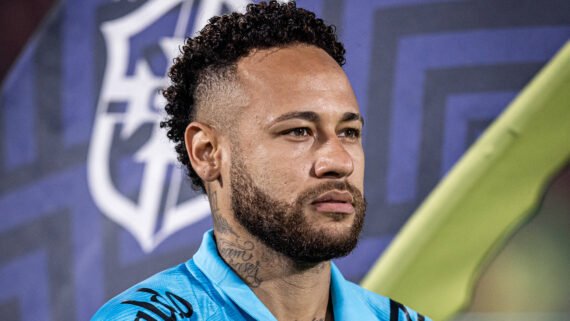 Neymar, camisa 10 do Santos (foto: Raul Baretta/ Santos FC.)