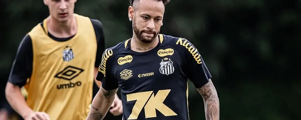 Neymar é relacionado no Santos para dura visita ao Flamengo e vira ‘salvador da pátria’