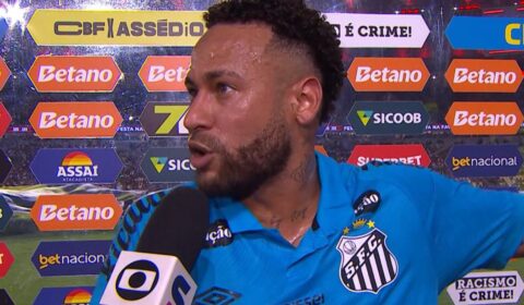 Neymar sobe tom contra árbitro de Flamengo x Santos: ‘Além de ruim, é arrogante’