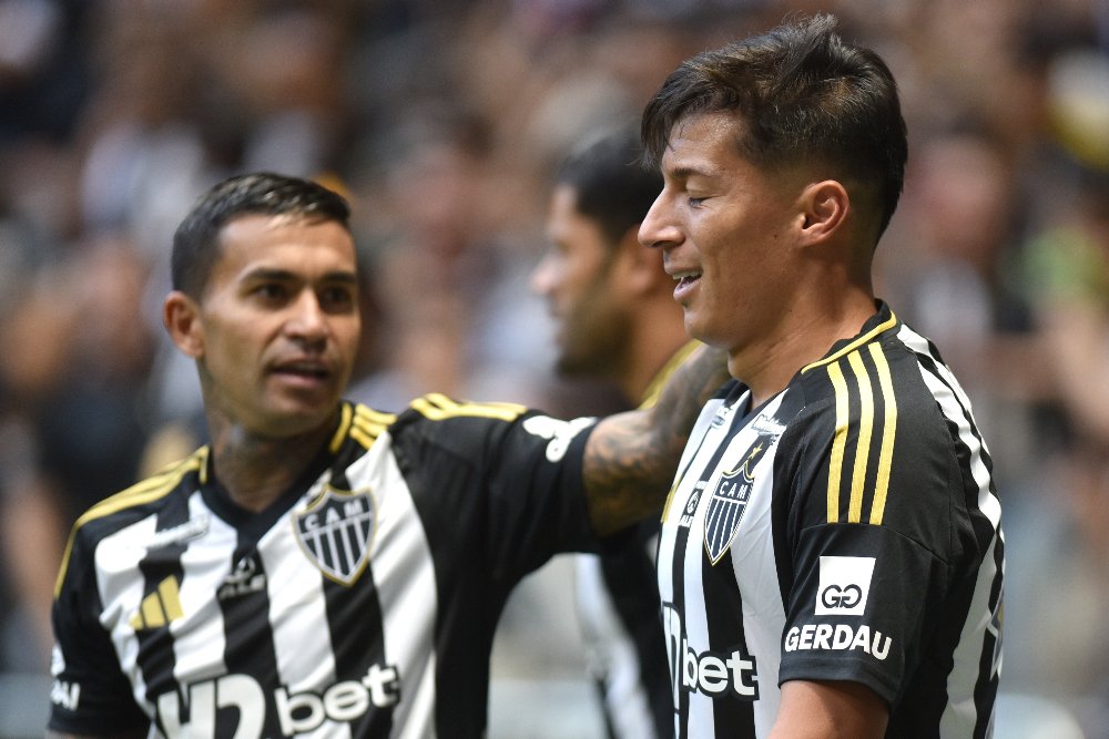Dudu e Franco, jogadores do Atlético - (foto: Ramon Lisboa/EM/D.A. Press)