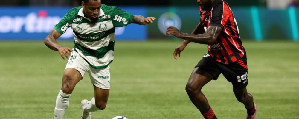 Palmeiras empata com Vitória e pode ver Flamengo disparar na liderança do Brasileiro