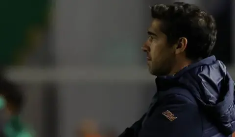 Palmeiras encara o Santos com desfalque e busca manter a liderança no Brasileirão