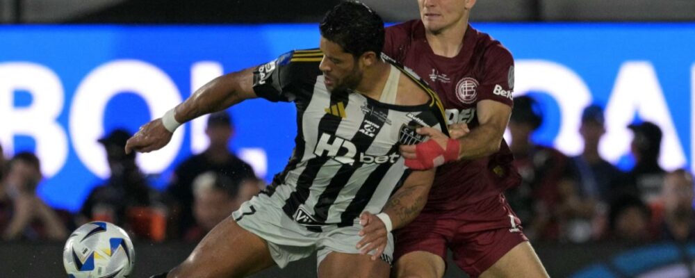 Presidente da Conmebol parabeniza Atlético e manda recado