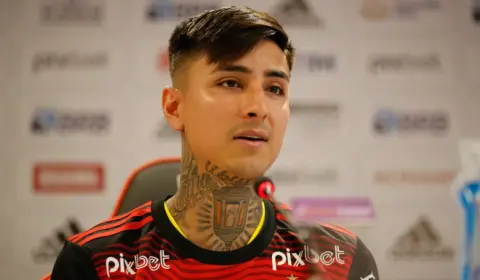 Pulgar se defende de lance polêmico em final e exalta Filipe Luís