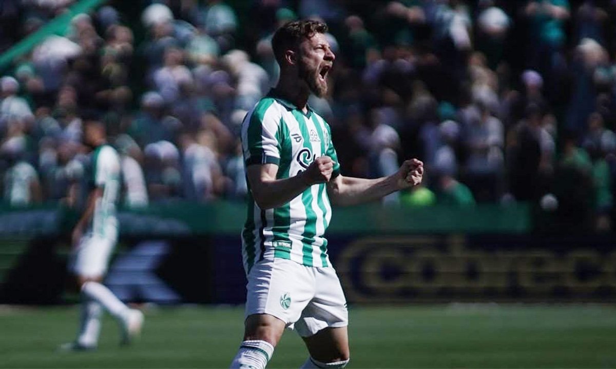 Marcelo Hermes fez gol por cobertura em Juventude x Cruzeiro (foto: Fernando Alves/Esporte Clube Juventude)