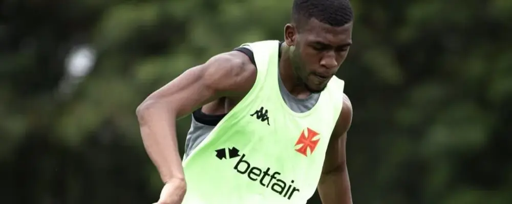 Rayan reforça o Vasco contra o São Paulo após não encarar o Bragantino