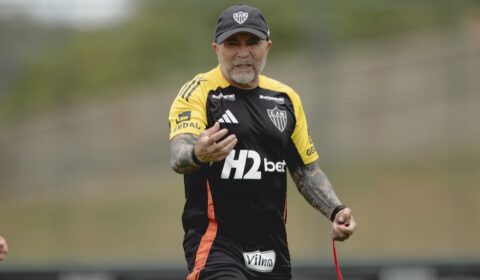 Sampaoli define escalação do Atlético com novidades para duelo com Fortaleza