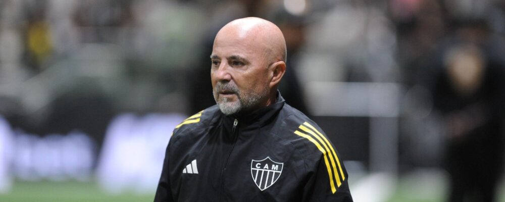 Sampaoli projeta Atlético no mercado: ‘Trazer jogadores que estejam à altura’