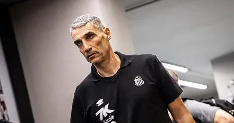 Santos sob pressão: diretoria quebra o silêncio sobre o futuro de Vojvoda