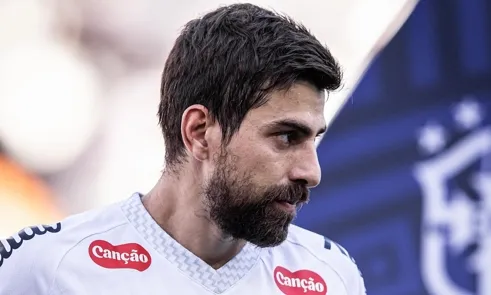 Santos tem desfalque para clássico contra o Palmeiras e busca opções