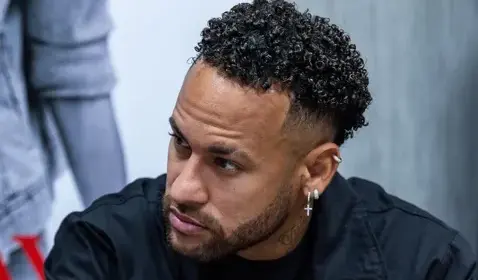 Santos teme lesão e pode vetar Neymar em clássico contra o Palmeiras