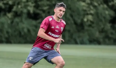 São Paulo ajusta equipe e lida com baixas para enfrentar o Corinthians